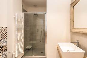 All'ombra del grattacielo