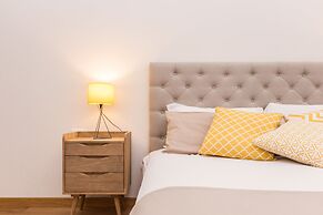 All'ombra del grattacielo