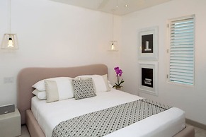 Footprints by Blue Sky Luxury