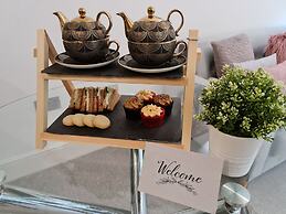 2 Bed Woodland Retreat - Garden & Free Parking