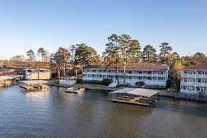 The Hamilton - Lakefront & Studio Suites, Hot Springs