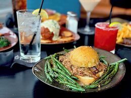 Crowne Plaza Kearney by IHG