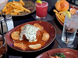 Crowne Plaza Kearney by IHG