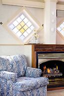 Seven Gables Inn on Monterey Bay, A Kirkwood Collection Property
