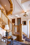 Seven Gables Inn on Monterey Bay, A Kirkwood Collection Property