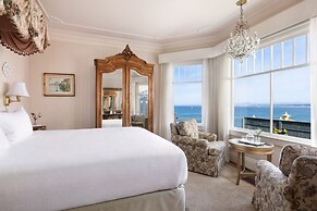 Seven Gables Inn on Monterey Bay, A Kirkwood Collection Property