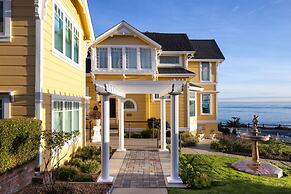 Seven Gables Inn on Monterey Bay, A Kirkwood Collection Property