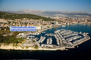 Big 80 m2 apt With Balcony in the Heart of Split