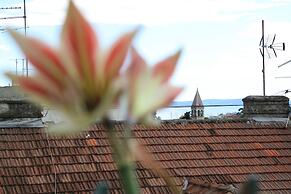 Big 80 m2 apt With Balcony in the Heart of Split