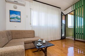 Big 80 m2 apt With Balcony in the Heart of Split