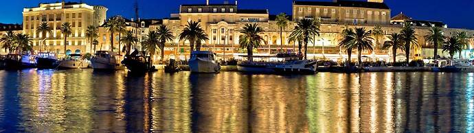 Big 80 m2 apt With Balcony in the Heart of Split