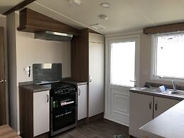 3 Bed Luxury Mobile Home Hoburne Park Christchurch