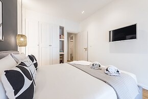 Luxury Hill View Loft by CloudKeys