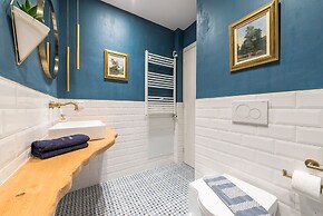 Luxury Hill View Loft by CloudKeys