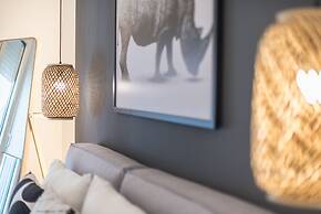 Luxury Hill View Loft by CloudKeys