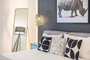 Luxury Hill View Loft by CloudKeys