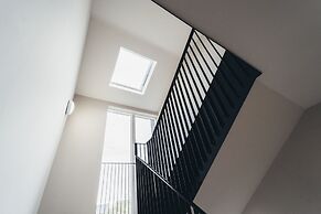 The Stay Company Devonshire Court