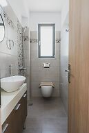 Park-View Pool Villa steps to the Beach