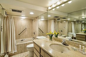 Comfortable & Modern 2 Bedroom Apartments - Right on the Slopes!