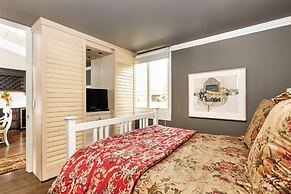 Comfortable & Modern 2 Bedroom Apartments - Right on the Slopes!