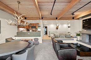 Deluxe 3 & 4 Bedroom Aspen Apartments Next to Silver Queen Gondola