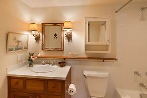 Deluxe 3 & 4 Bedroom Aspen Apartments Next to Silver Queen Gondola