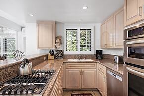 Deluxe 3 & 4 Bedroom Aspen Apartments Next to Silver Queen Gondola