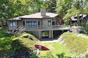 Cheif Lake Lodge 4 Bedroom Home by RedAwning