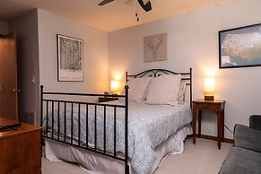 Okemo Westwood Condo 3 Bedroom Condo by RedAwning