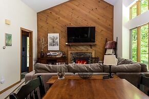 Okemo Westwood Condo 3 Bedroom Condo by RedAwning
