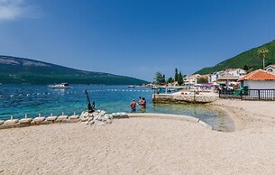 Stunning Home in Herceg Novi With 1 Bedrooms and Wifi