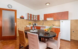 Amazing Home in Fazana With 3 Bedrooms and Wifi