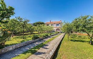 Amazing Home in Fazana With 3 Bedrooms and Wifi