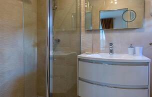 Nice Home in Dubrava kod Sibenika With Outdoor Swimming Pool, Wifi and