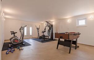 Nice Home in Dubrava kod Sibenika With Outdoor Swimming Pool, Wifi and