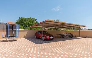 Nice Home in Dubrava kod Sibenika With Outdoor Swimming Pool, Wifi and