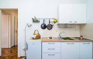 Stunning Apartment in Dubrovnik With Wifi and 2 Bedrooms