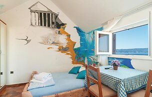 Beautiful Apartment in Omis With