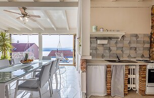 Amazing Home in Dramalj With Wifi, 2 Bedrooms and Outdoor Swimming Poo