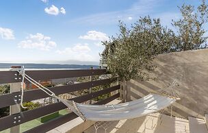 Amazing Home in Dramalj With Wifi, 2 Bedrooms and Outdoor Swimming Poo