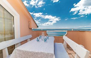 Amazing Home in Dramalj With Wifi, 2 Bedrooms and Outdoor Swimming Poo