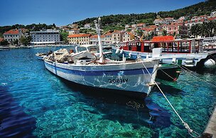 Stunning Apartment in Hvar With 1 Bedrooms and Wifi