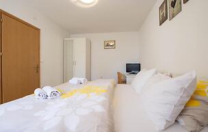 Beautiful Home in Split With Wifi and 4 Bedrooms