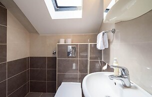 Beautiful Home in Split With Wifi and 4 Bedrooms