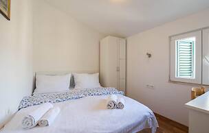 Beautiful Home in Split With Wifi and 4 Bedrooms