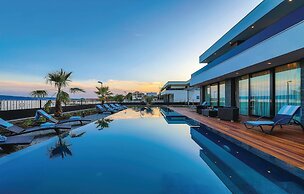 Beautiful Home in Kastel Stari with Hot Tub, Sauna & Outdoor Swimming 