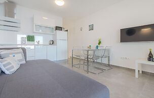 Amazing Apartment in Nin With 2 Bedrooms and Wifi