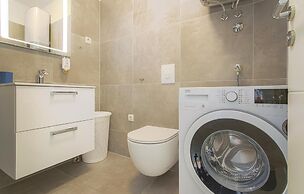 Amazing Apartment in Nin With 2 Bedrooms and Wifi