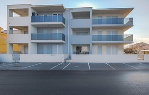 Amazing Apartment in Nin With 2 Bedrooms and Wifi