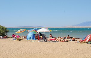 Amazing Apartment in Nin With 2 Bedrooms and Wifi